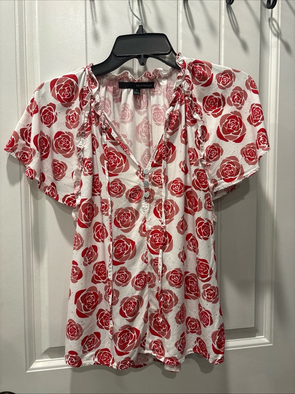 Harve Benard White Top with Red Rose Print V-Neck Peasant Blouse woman’s small